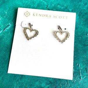 Kendra Scott Sophee heart earrings silver